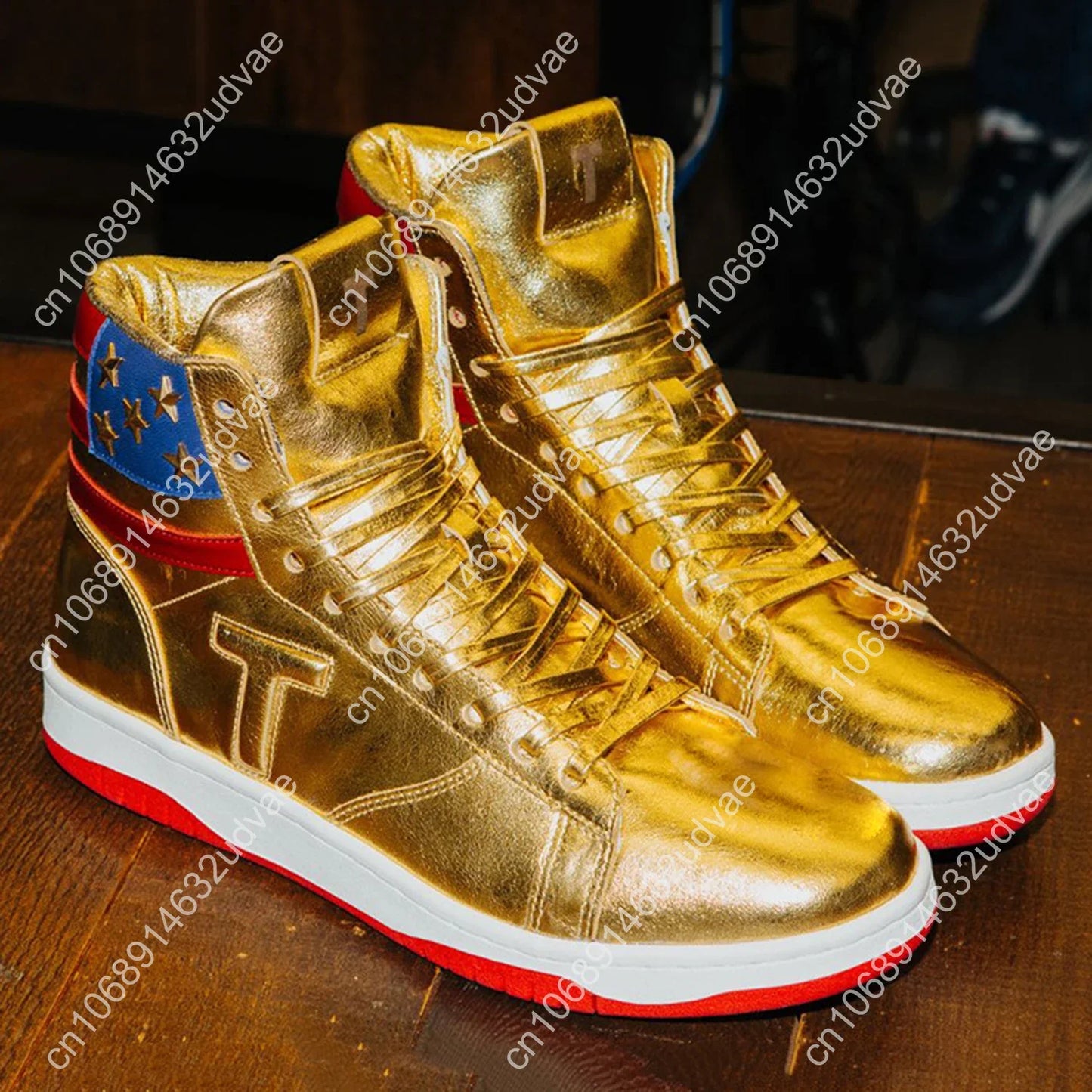 2024 MAGA Trump Sneakers Never Surrender Pro Donald High Top Gold Sneakers Men's Casual Boots.
